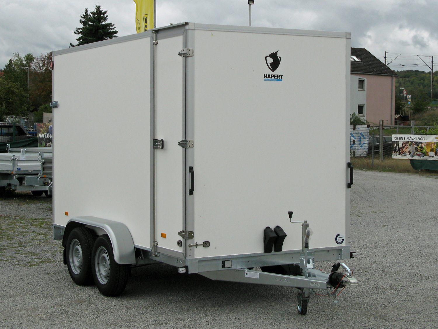 Hapert Sapphire L-2 - 350 x 150 x 180 - Kofferanhänger - 2700 kg Hapert Sapphire L-2 - 350 x 150 x 180 - Kofferanhänger - 2700 kg – Image 1