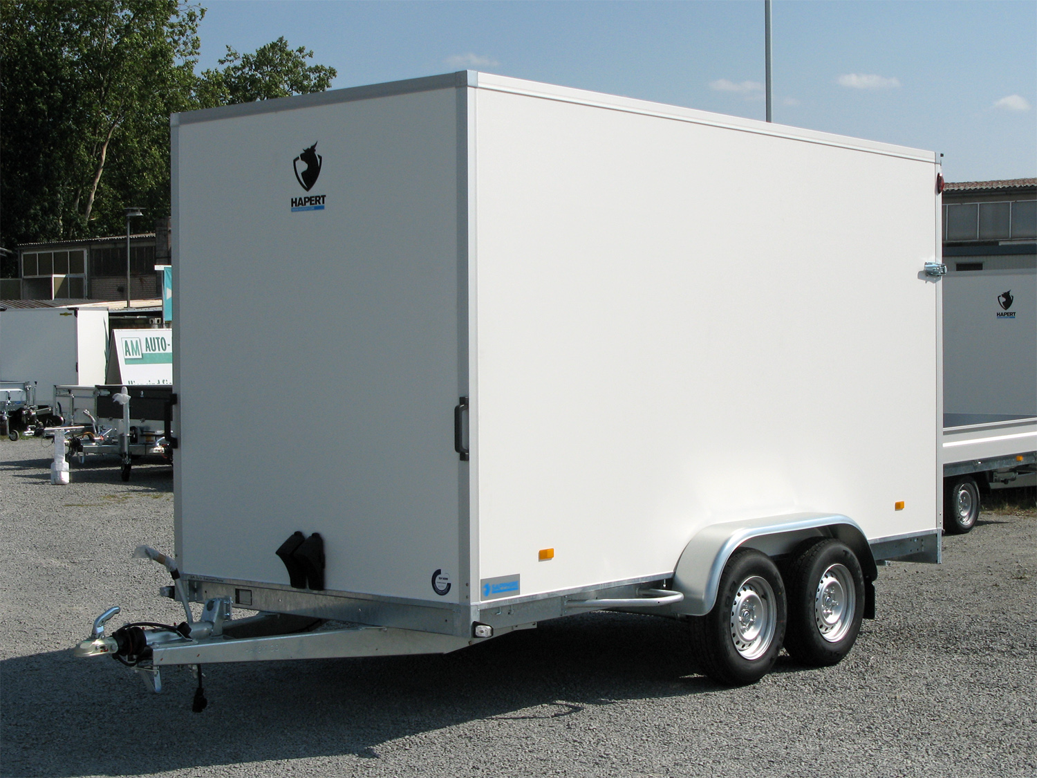Hapert Sapphire L-2 - 400 x 180 x 2100 - Kofferanhänger - 2700 kg Hapert Sapphire L-2 - 400 x 180 x 2100 - Kofferanhänger - 2700 kg – Image 1
