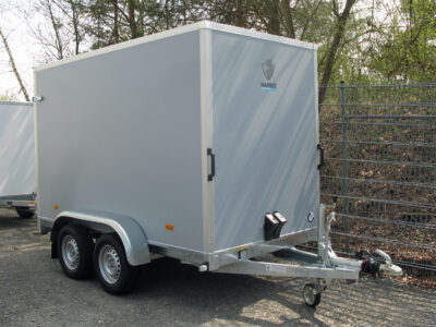 Hapert Sapphire L-2 - Kofferanhänger mit Rampe - 2000 kg