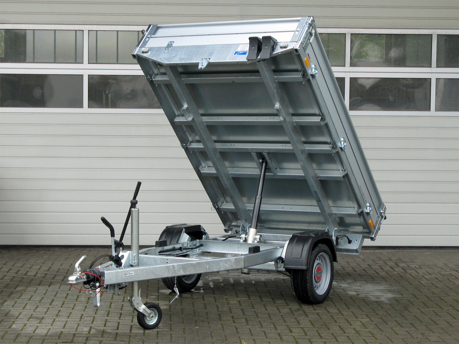 STEMA RKE O2 13-23-15.1 - Rückwärtskipper - 1300 kg STEMA RKE O2 13-23-15.1 - Rückwärtskipper - 1300 kg – Image 1