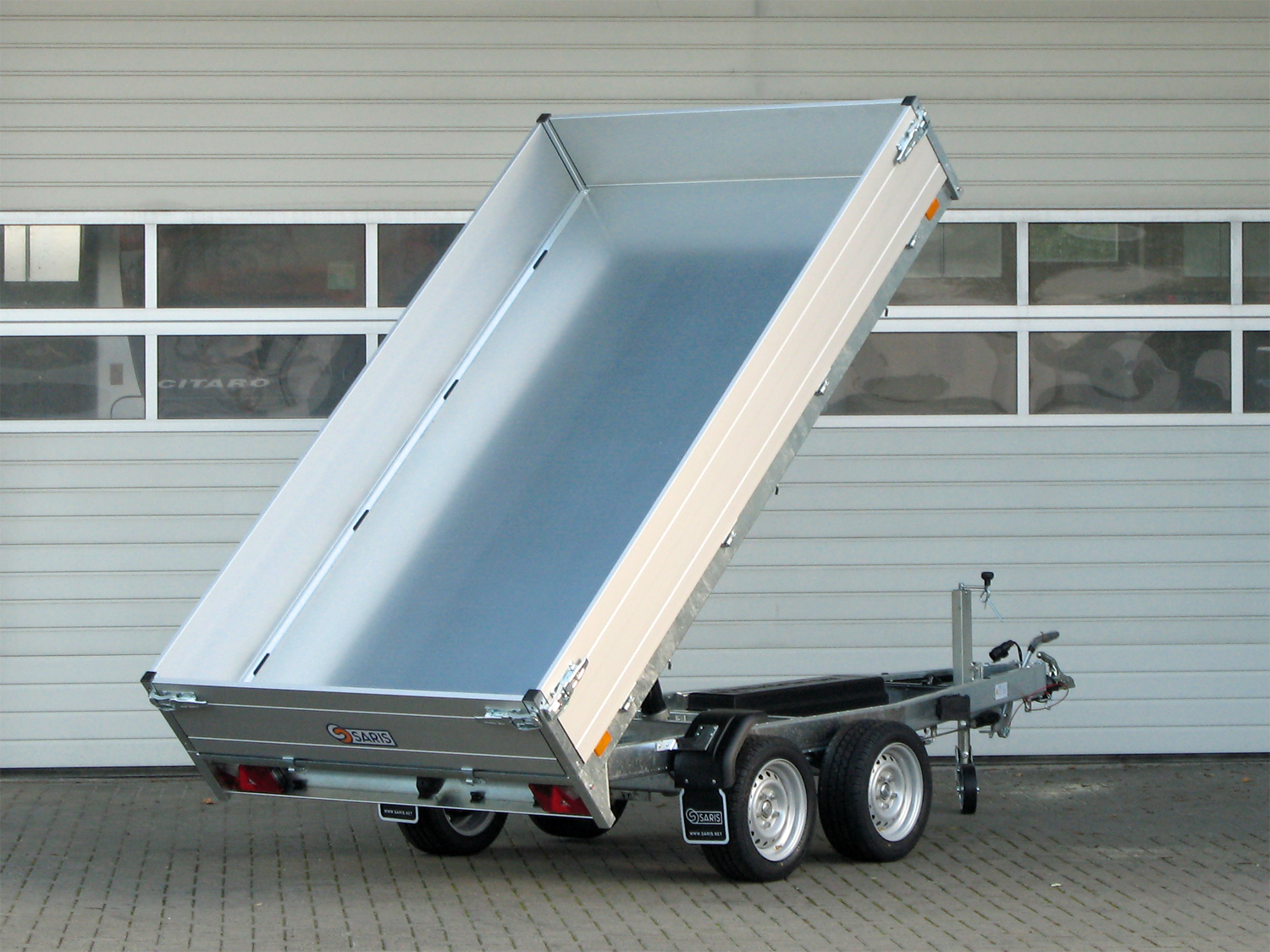 Saris K1-306-170-2700-2 - Rückwärtskipper - 2700 kg Saris K1-306-170-2700-2 - Rückwärtskipper - 2700 kg – Image 1