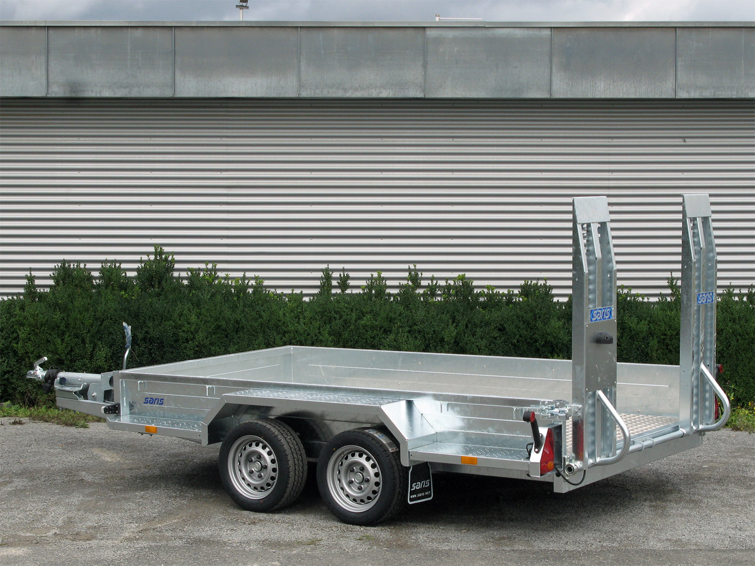 Saris Magnum Explorer 3500 Force One - Maschinentransporter - 3500 kg Saris Magnum Explorer 3500 Force One - Maschinentransporter - 3500 kg – Image 1