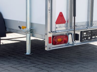 Stema STPK O2 13-25-18.1.P15.2 Rampe, P-Box - Kofferanhänger - 1300 kg – Image 16